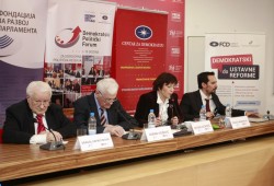 Debata: Predsednik Republike i Ustav Srbije