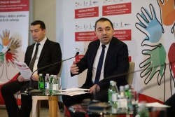 National Dialogue on Social Inclusion and Economic Empowerment of Roma Men and Women Returnees