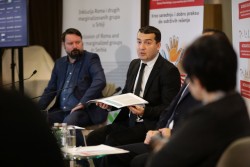 National Dialogue on Social Inclusion and Economic Empowerment of Roma Men and Women Returnees