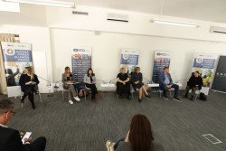 Godišnja konferencija: „Ima li dostojanstvenog rada za građane/ke Srbije? Između stvarnosti i mogućnosti“