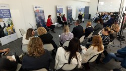 godisnja-konferencija-ima-li-dostojanstvenog-rada-za-gradjaneke-srbije-izmedju-stvarnosti-i-mogucnosti