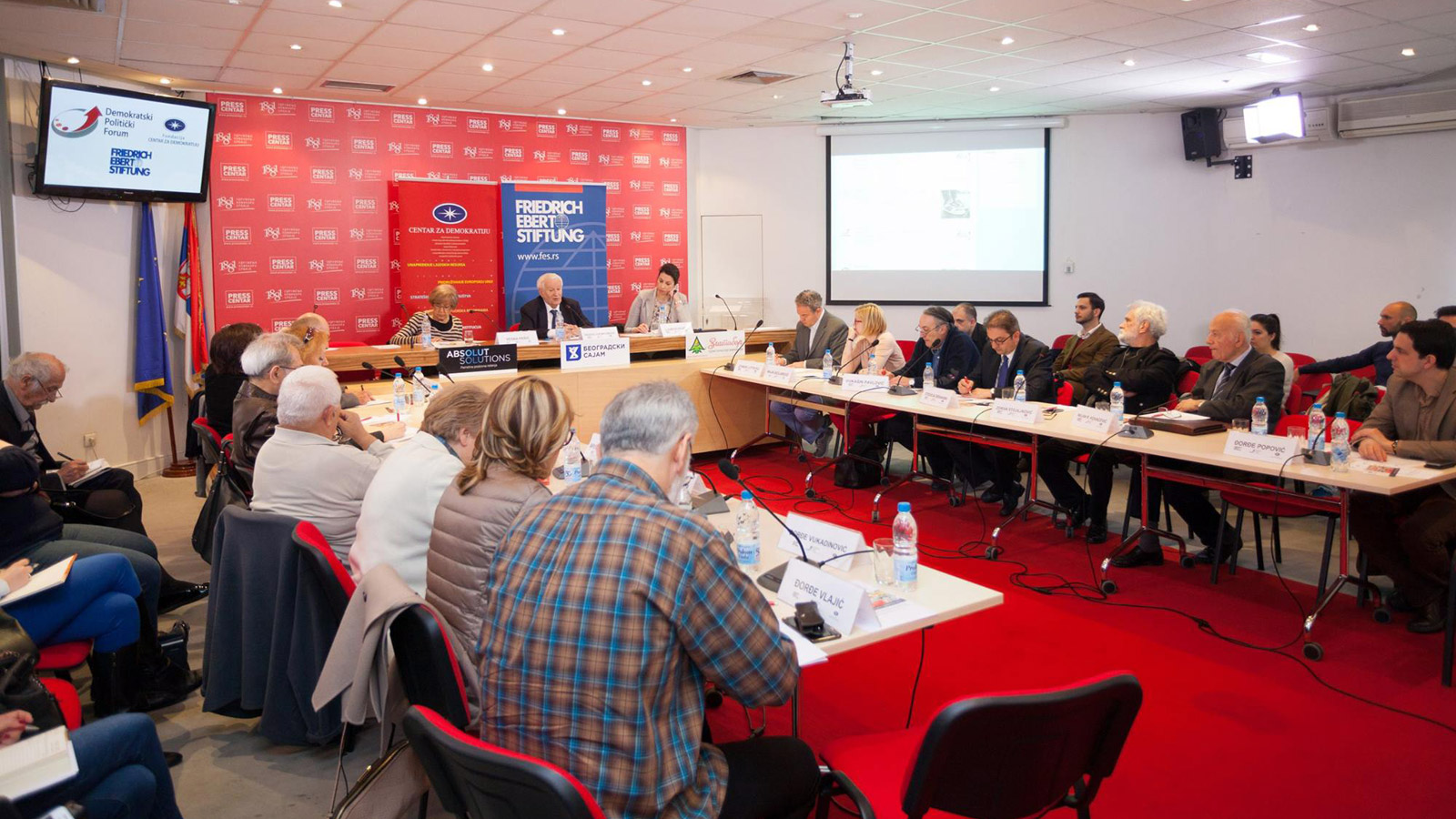Politički forum: Ništa od priče o Srbiji u EU 2020. godine