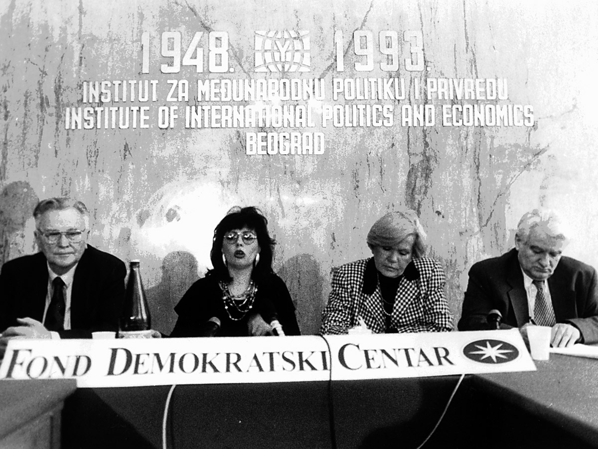 Izbeglice i šta sa nama – Mogućnosti i perspektive integracije izbeglica u Srbiji (1996)